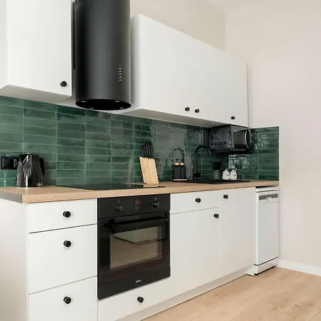 Apartamento Bright Close To The Old Market Square In By Renters *